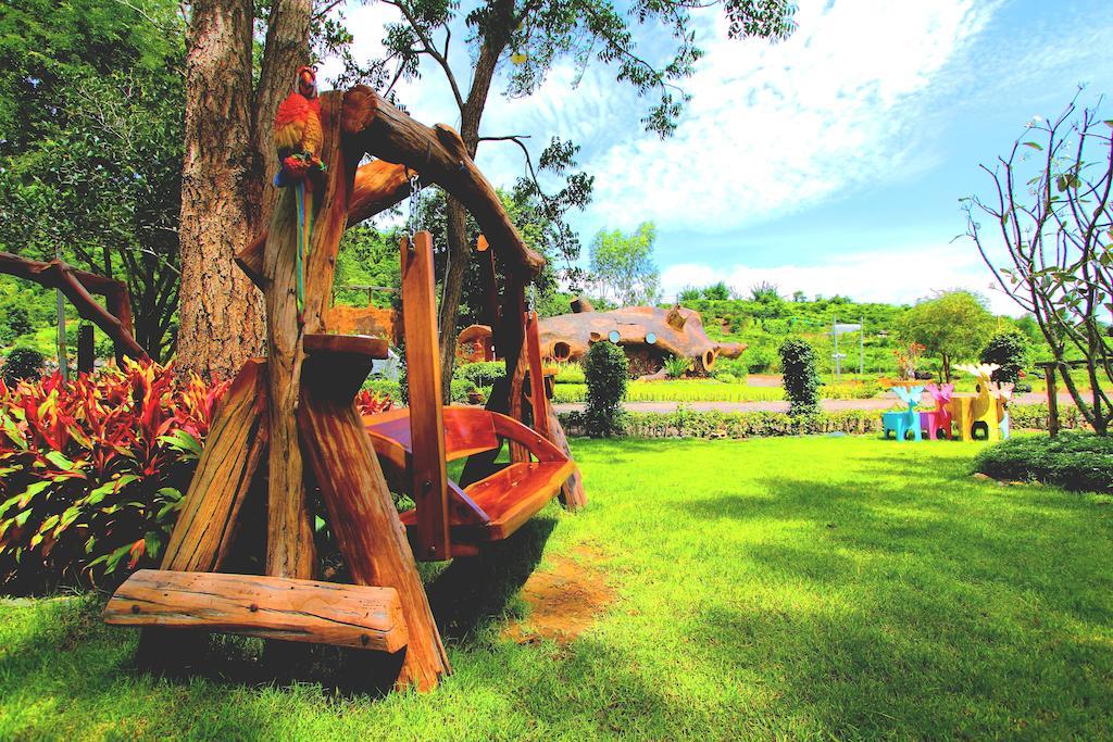 Theerama Cottage Suan Phueng Esterno foto
