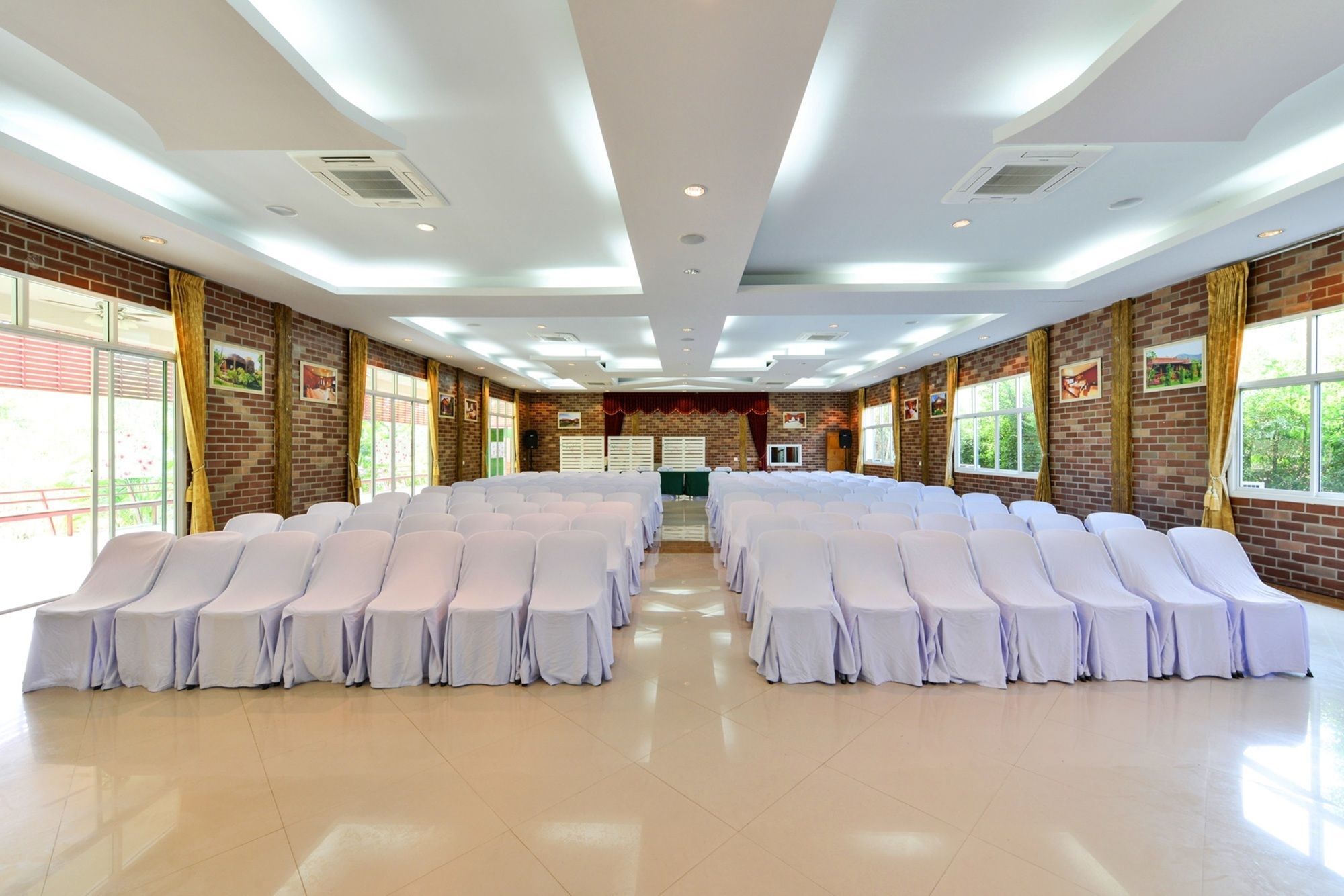 Theerama Cottage Suan Phueng Esterno foto