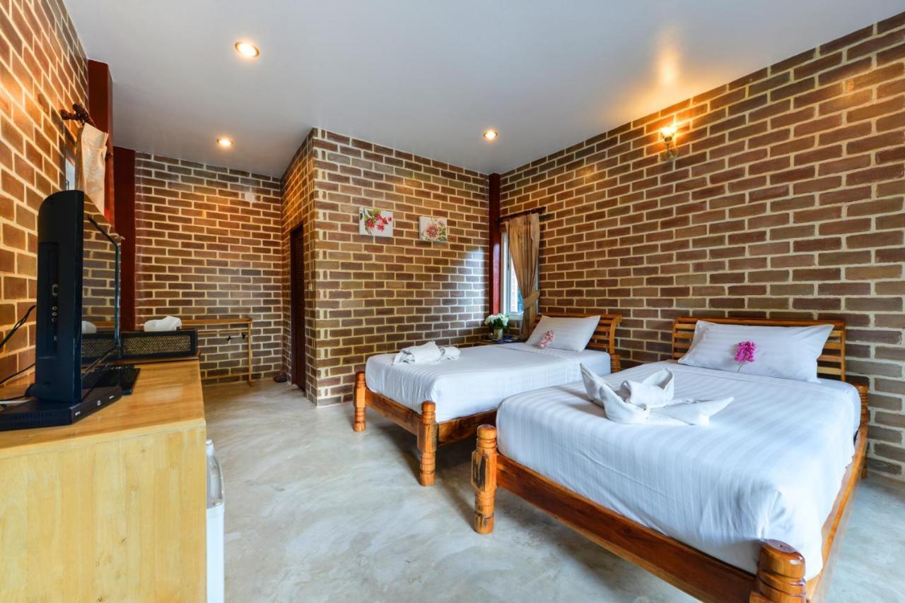 Theerama Cottage Suan Phueng Esterno foto