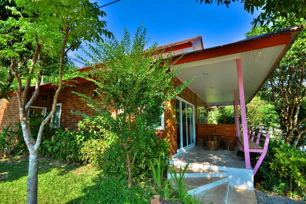Theerama Cottage Suan Phueng Esterno foto