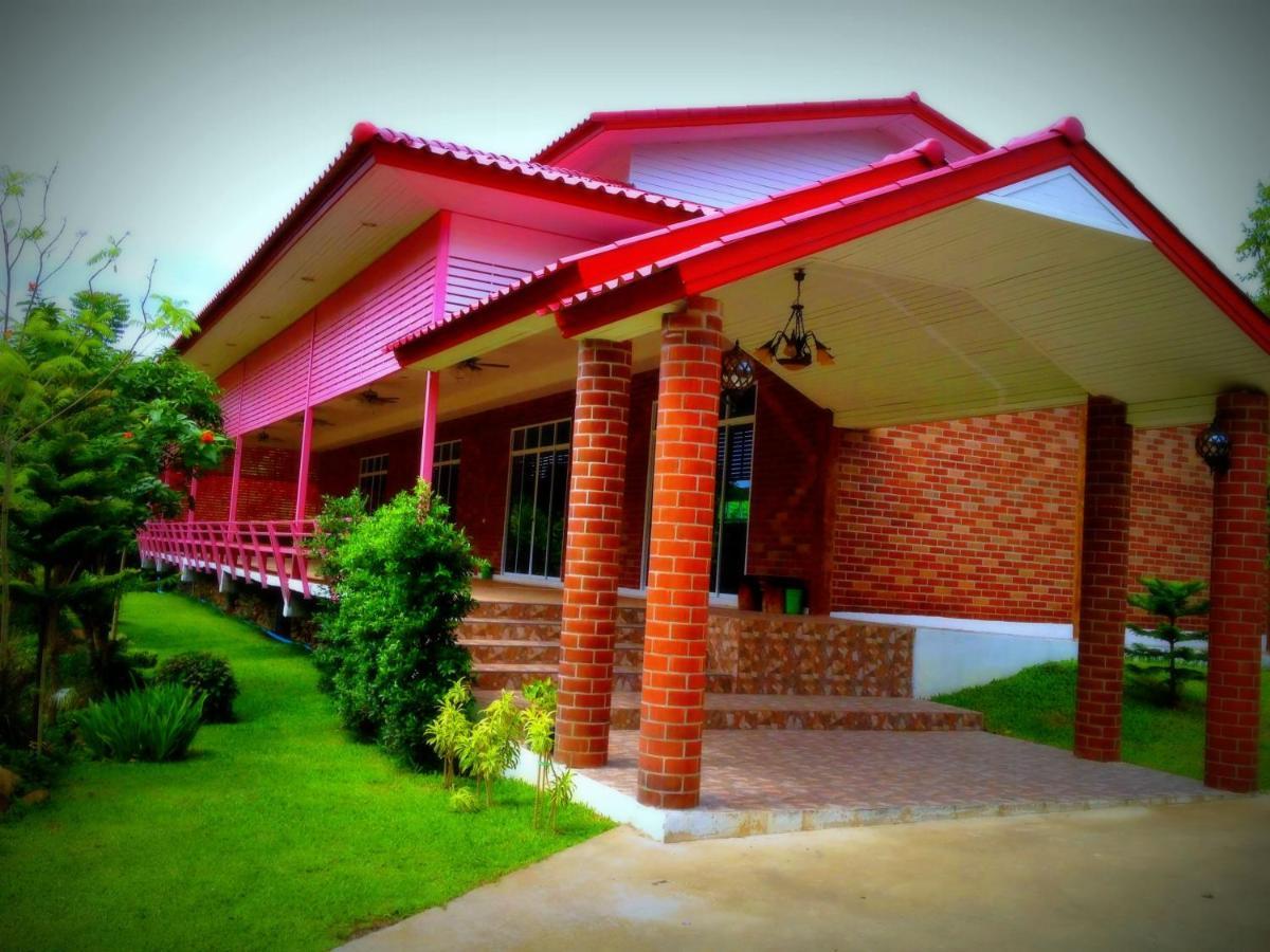 Theerama Cottage Suan Phueng Esterno foto